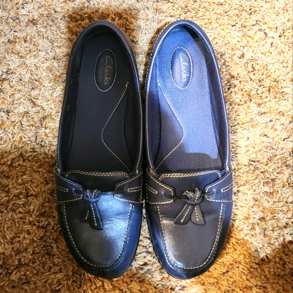 Clark's.  Ashland Bubble Size 12 Navy Blue